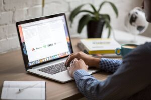 How-Does-Blogging-Work-Reasons-You-Shouldnt-Be-a-Blogger