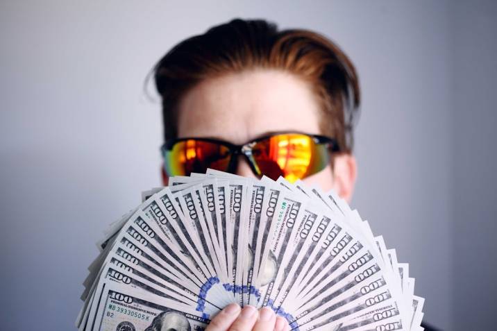 Top Picks for Best Free Paid Surveys: Path to Extra Cash! Swagbucks-20vs-20Survey-20Junkie-20Is-20Swagbucks-20Better